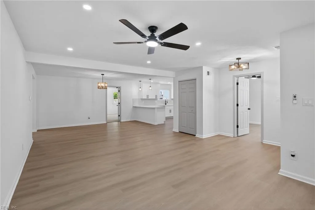 4579 Hialeah DR, VIRGINIABEACH VA 23464 thumb 6