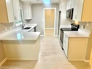 901 Birchwood CT, NEWPORT NEWS VA 23608 - Main photo