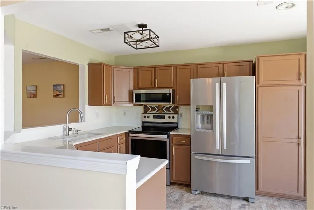 5016 Heathglen CIR, VIRGINIABEACH VA 23456 thumb 10