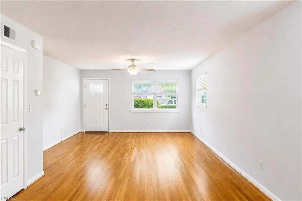 1532 Adams CIR, HAMPTON VA 23663 thumb 10