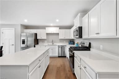 211 JOY LN, SUFFOLK VA 23435 thumb 3