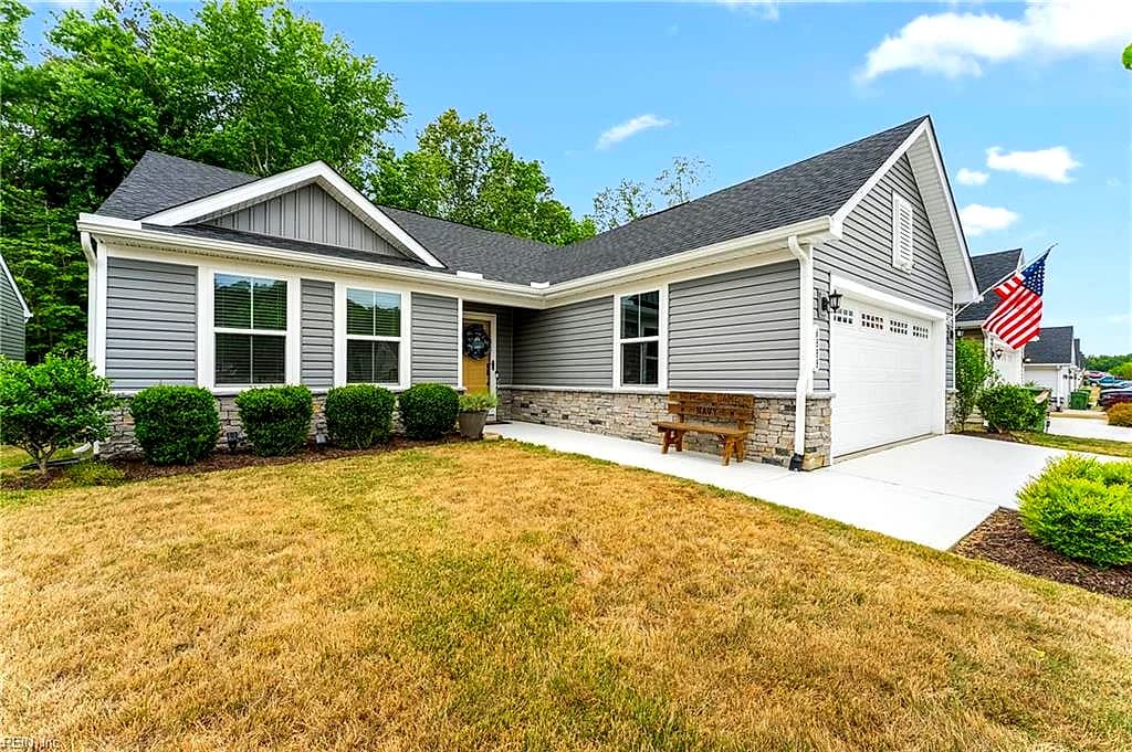 6888 Motley Landing DR, GLOUCESTER VA 23061 - Main photo