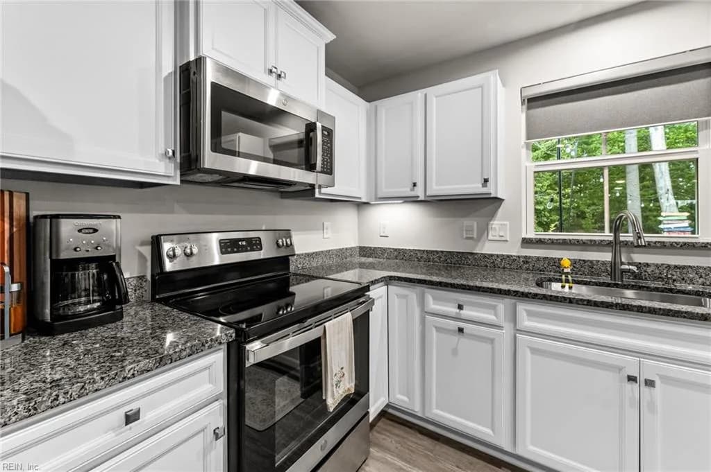 6888 Motley Landing DR, GLOUCESTER VA 23061 thumb 11