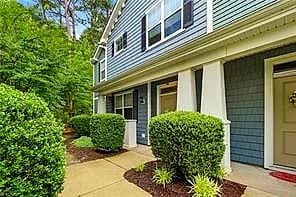 2504 Leytonstone DR, CHESAPEAKE VA 23321 - Main photo