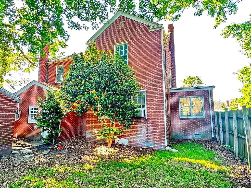 2910 Woodland AVE, NORFOLK VA 23504 - Photo 3