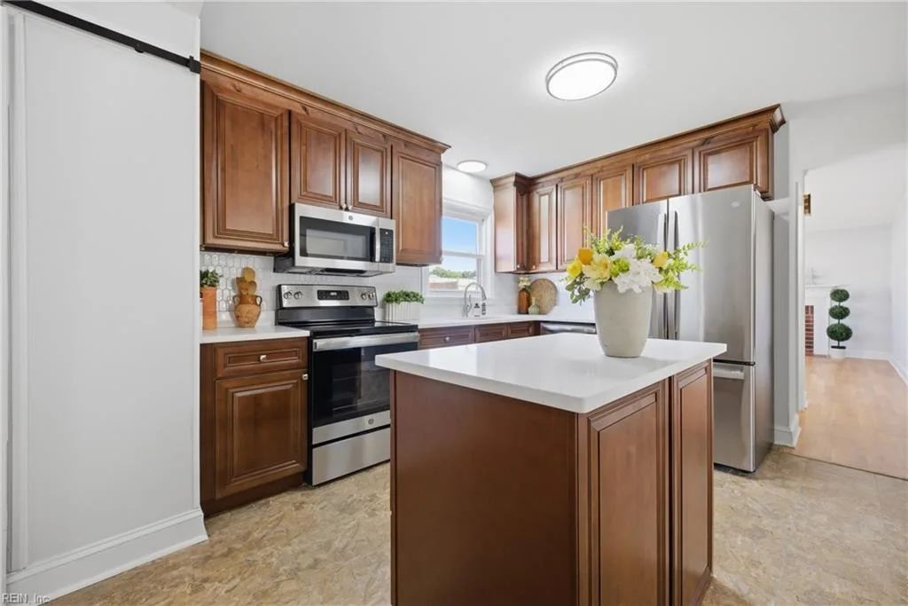 725 Arrowhead DR, NEWPORTNEWS VA 23601 thumb 9