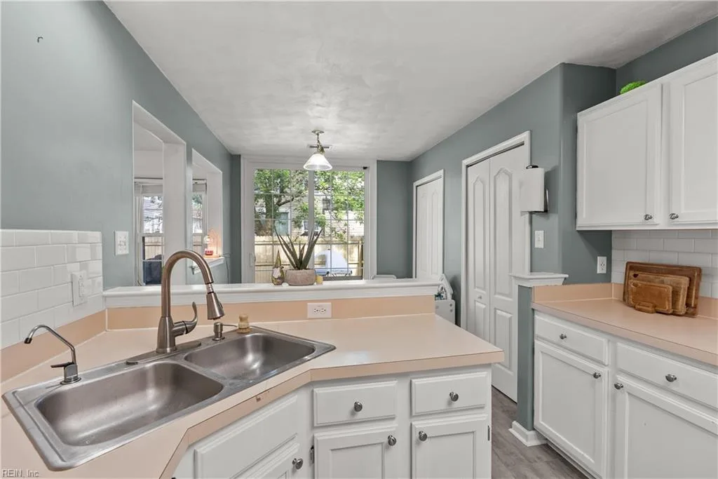 3004 Big Bend DR, CHESAPEAKE VA 23321 thumb 12