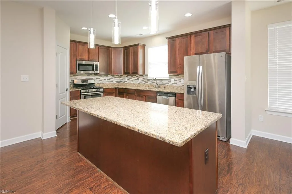 2566 River Watch DR, SUFFOLK VA 23434 thumb 6