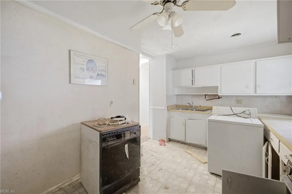 1003 Rollins CIR, HAMPTON VA 23663 thumb 8