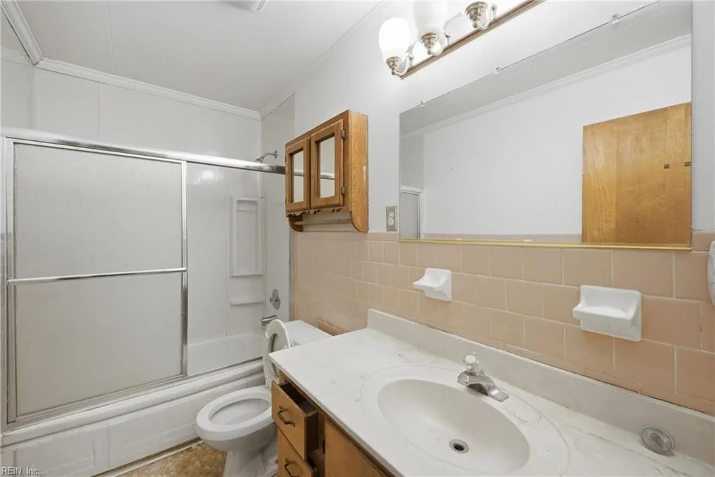 1003 Rollins CIR, HAMPTON VA 23663 thumb 10