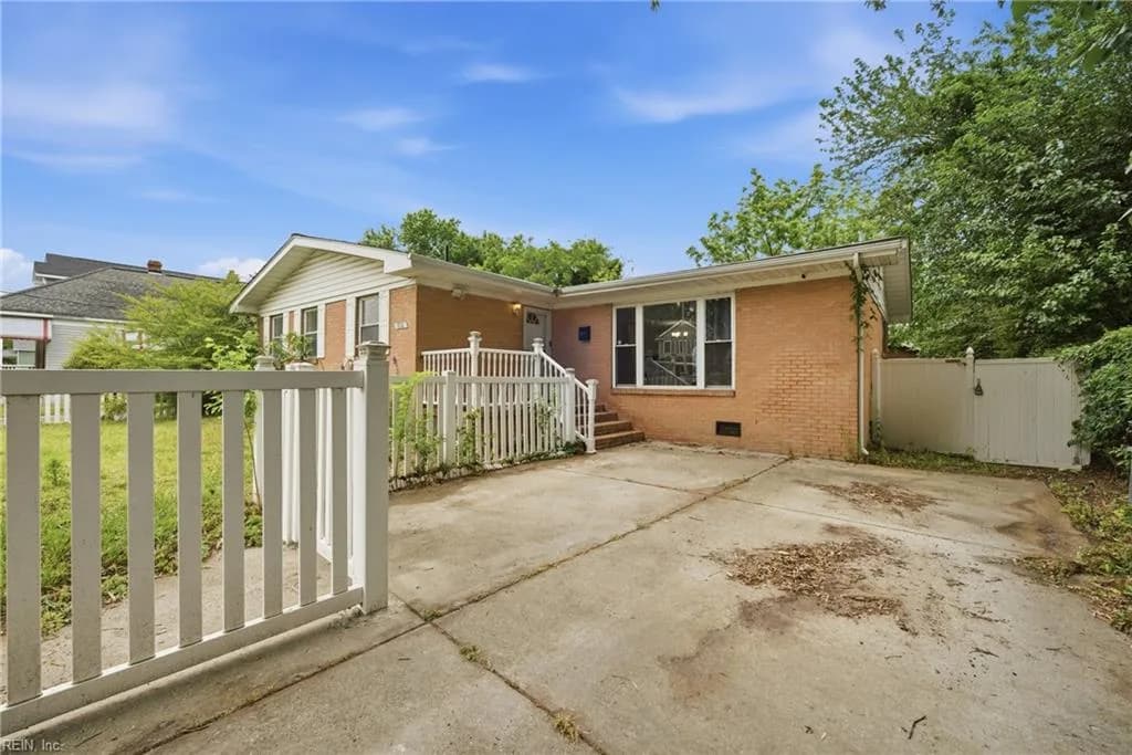 616 Powhatan PW, HAMPTON VA 23661 thumb 6