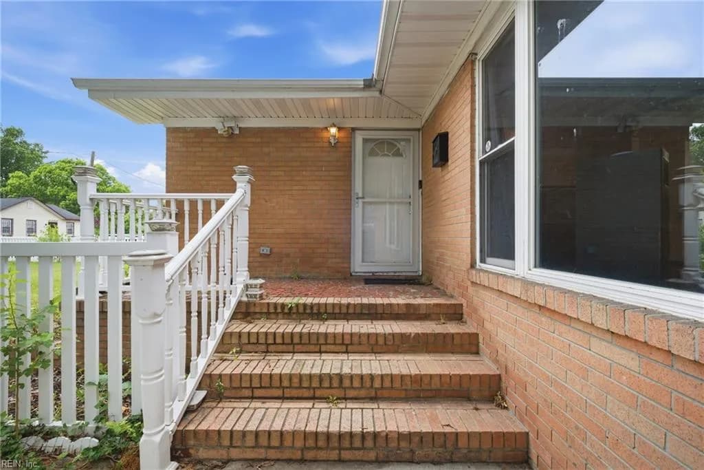 616 Powhatan PW, HAMPTON VA 23661 thumb 7