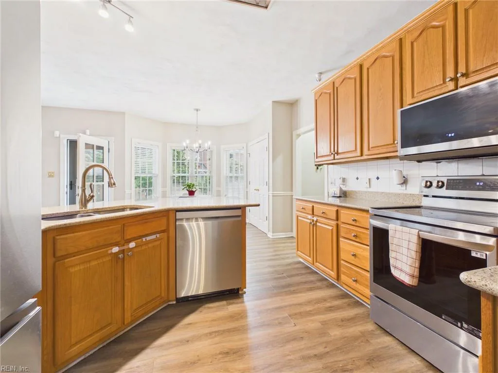 804 Chris CT, CHESAPEAKE VA 23322 thumb 8
