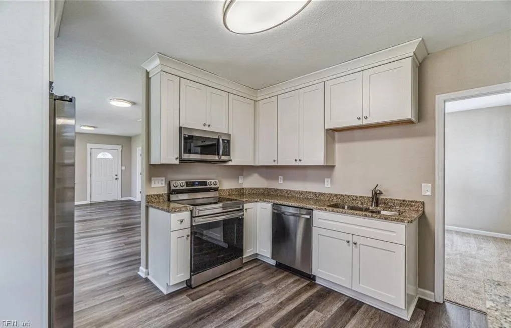 1711 Bay AVE, HAMPTON VA 23661 thumb 8