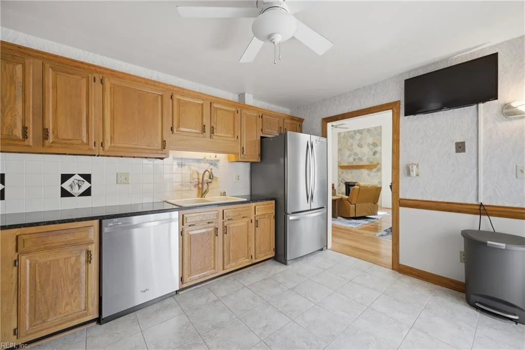2305 Dinwiddie RD, VIRGINIA BEACH VA 23455 thumb 11
