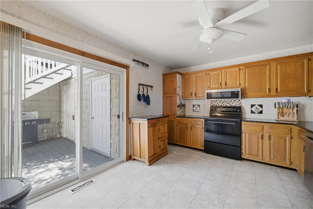 2305 Dinwiddie RD, VIRGINIA BEACH VA 23455 thumb 10
