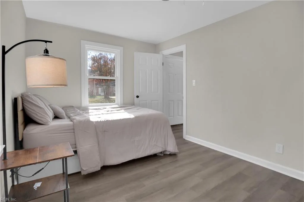 7 E Lewis RD, HAMPTON VA 23666 thumb 11