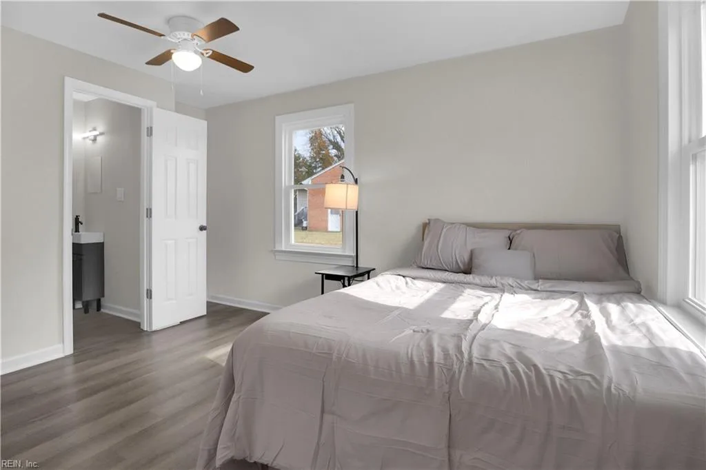 7 E Lewis RD, HAMPTON VA 23666 thumb 12