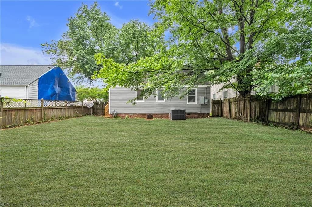 329 E Randall AVE, NORFOLK VA 23503 thumb 9