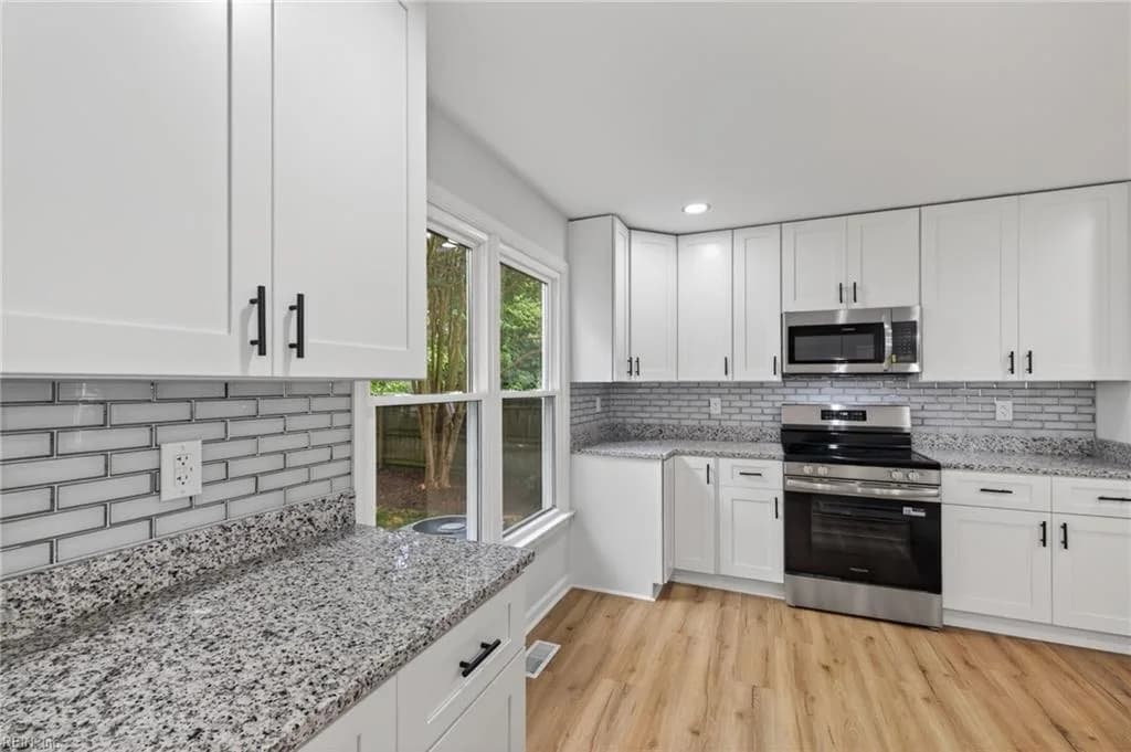 1032 Copper Stone CIR, CHESAPEAKE VA 23320 thumb 6