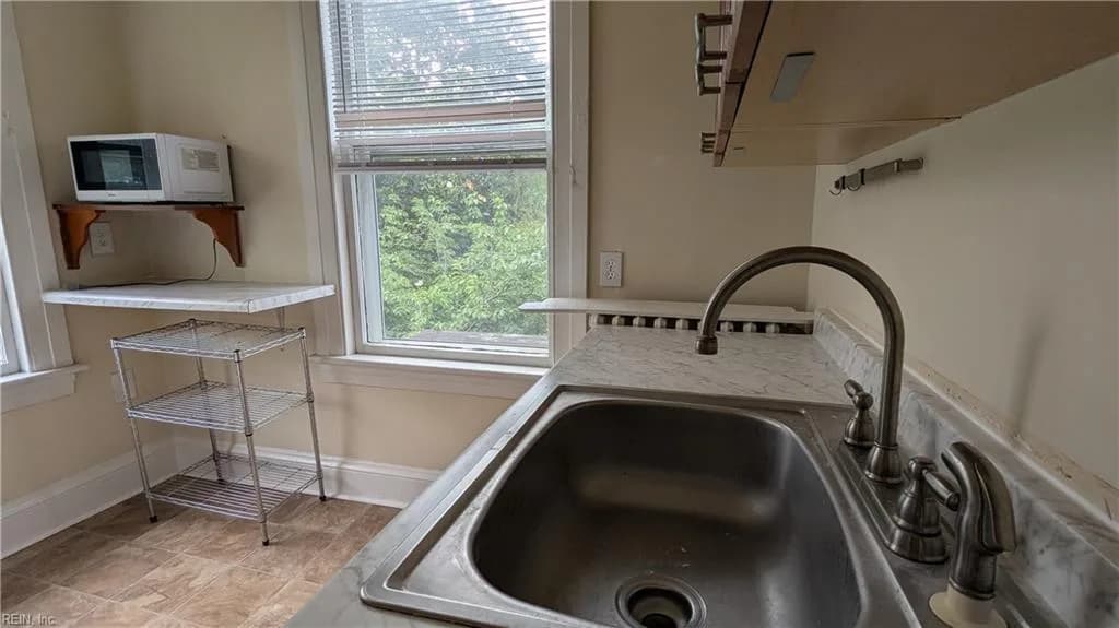 151 Orleans CIR #2, NORFOLK VA 23509 thumb 6