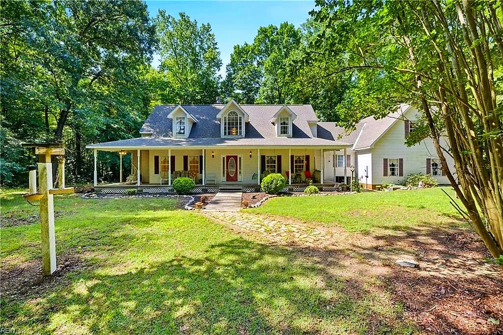 18513 Shady Pine LN, WINDSOR VA 23487 - Main photo