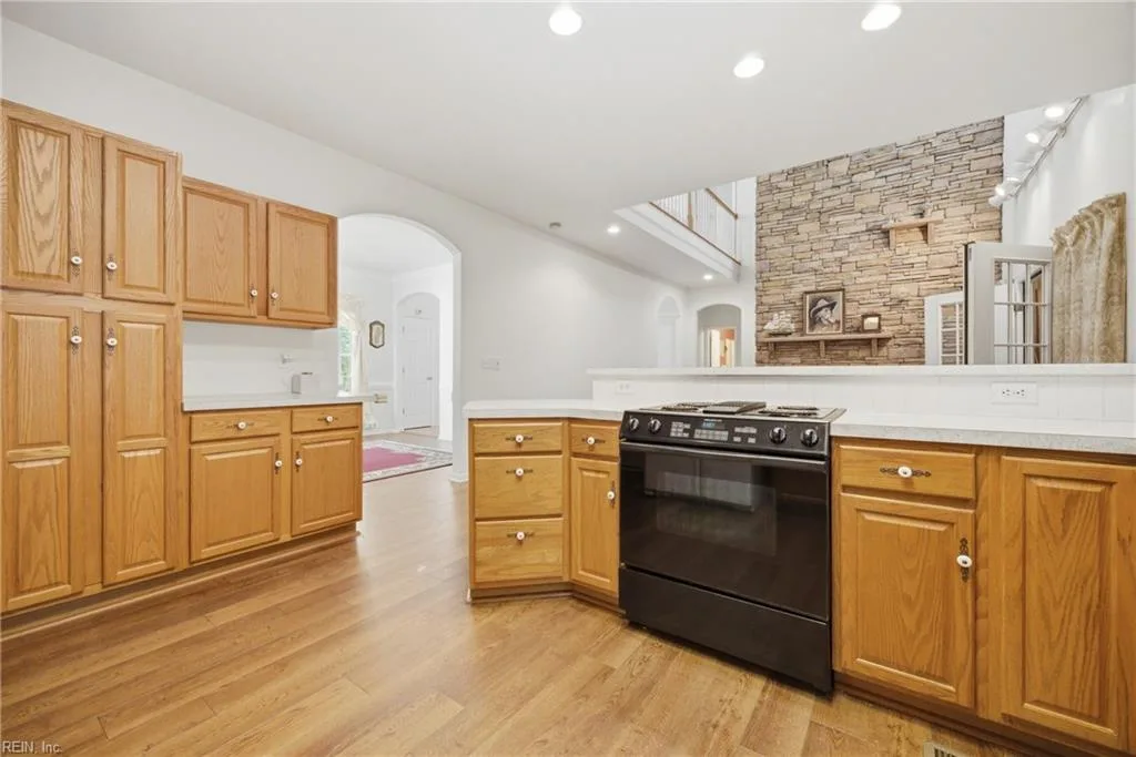 18513 Shady Pine LN, WINDSOR VA 23487 thumb 12