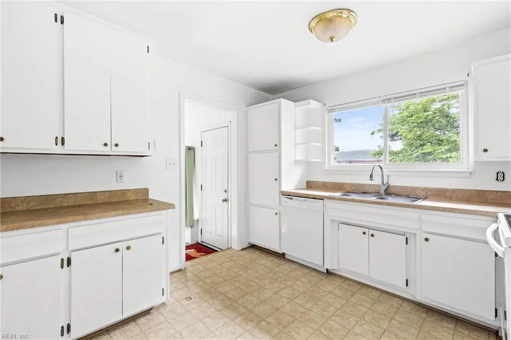 889 Hopwood LN, VIRGINIA BEACH VA 23455 thumb 8