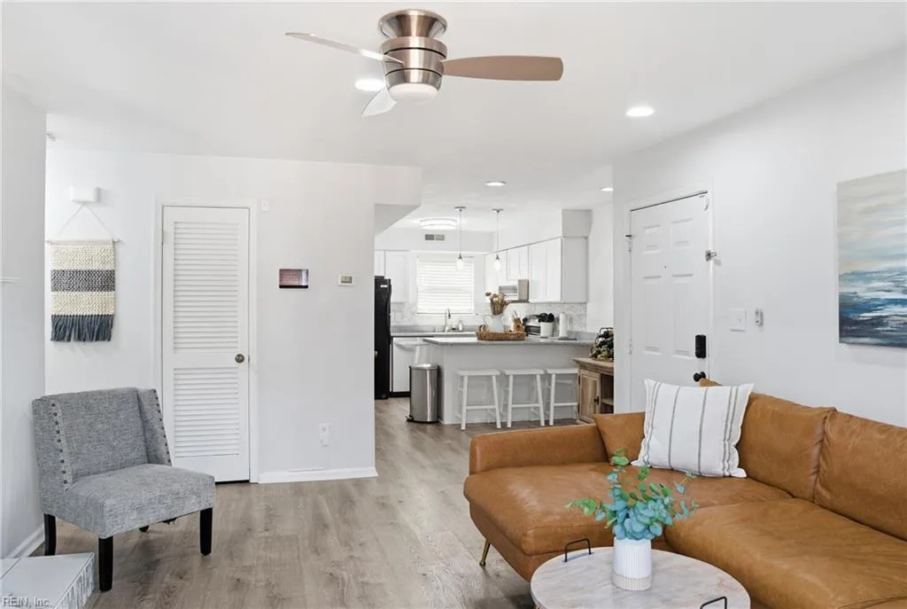 9601 9th View ST #102, NORFOLK VA 23503 thumb 8