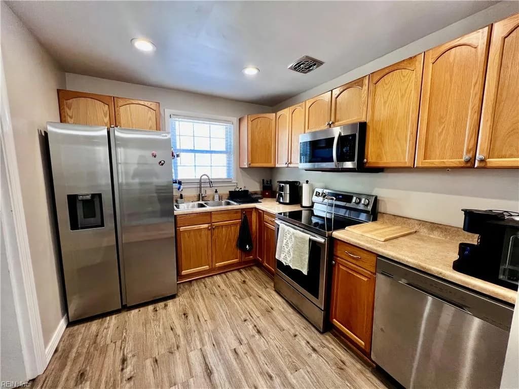 1114 Woodland Terrace DR, CHESAPEAKE VA 23323 thumb 9