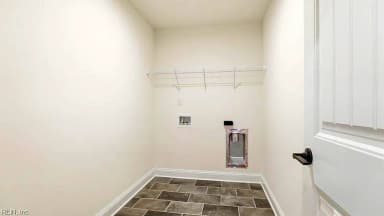 303 Warwick XING, SMITHFIELD VA 23430 thumb 7