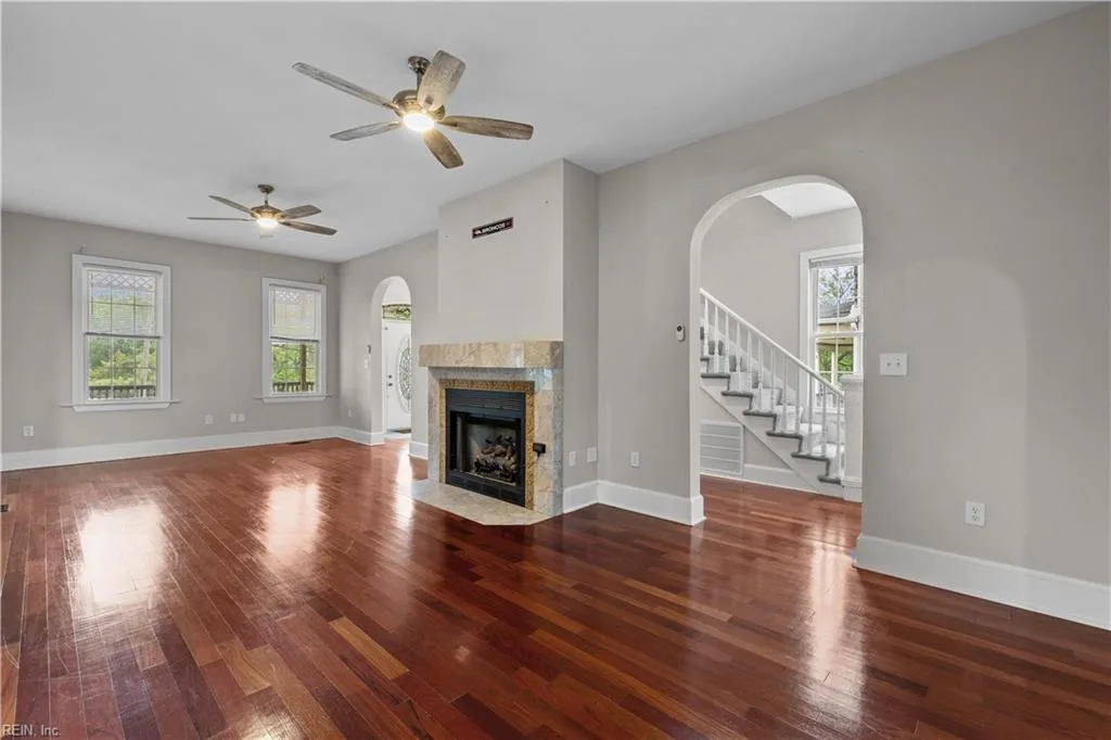 421 E Pembroke AVE, HAMPTON VA 23669 thumb 6