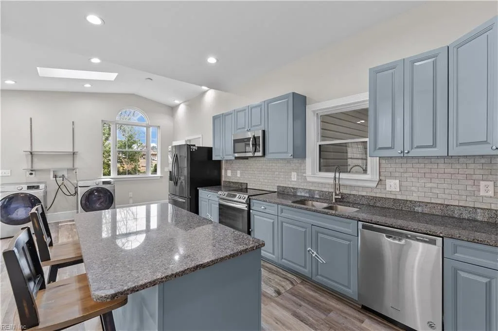 421 E Pembroke AVE, HAMPTON VA 23669 thumb 8