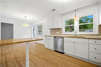 218 Collins DR, NEWPORT NEWS VA 23601 thumb 11