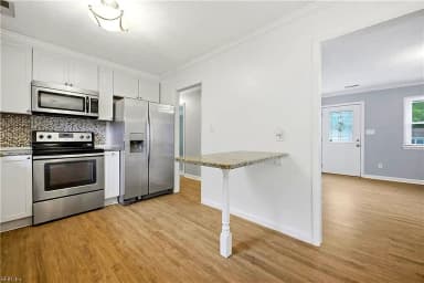 218 Collins DR, NEWPORT NEWS VA 23601 thumb 9