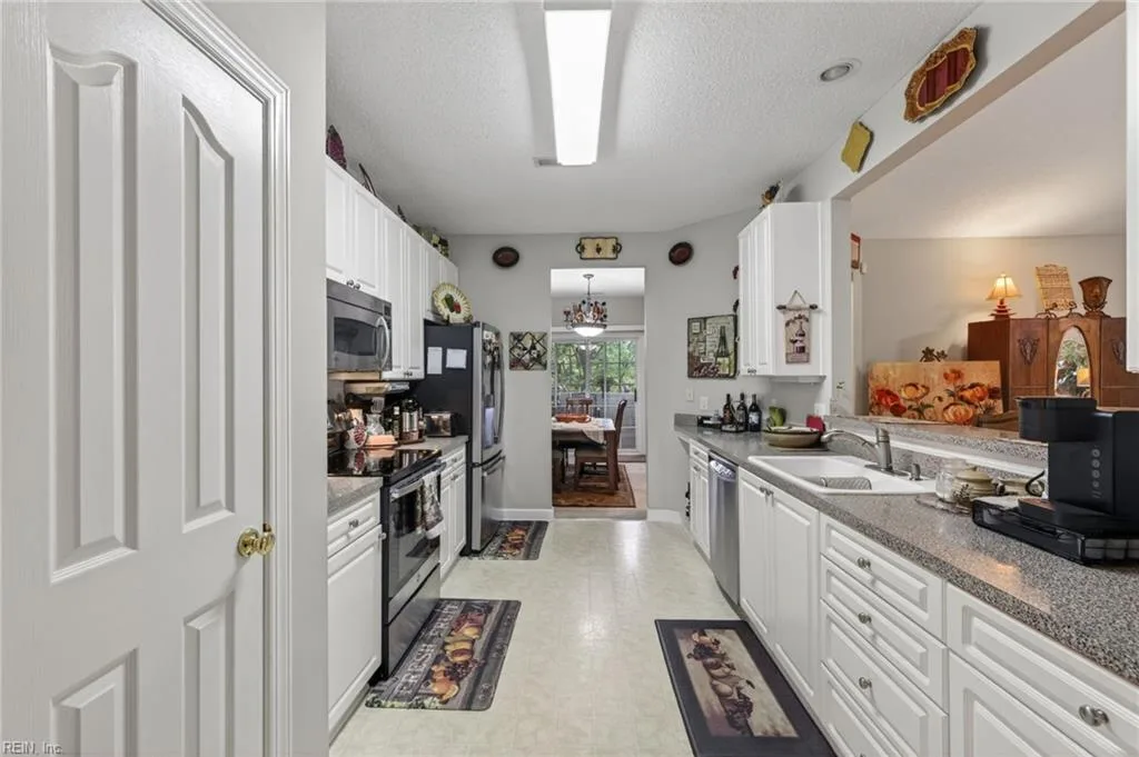 1725 Vintage QUAY, VIRGINIA BEACH VA 23454 thumb 9