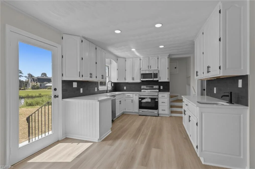 3767 Brennan AVE, NORFOLK VA 23502 thumb 11