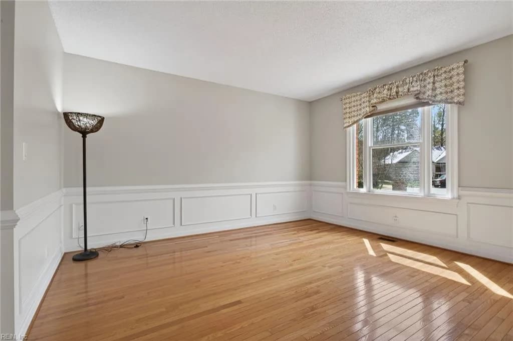 111 Leyland CT, YORKTOWN VA 23693 thumb 6