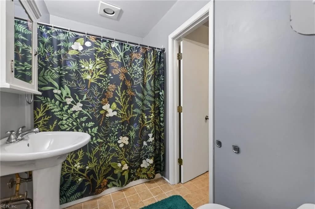 119 Bruce PL, PORTSMOUTH VA 23707 thumb 11