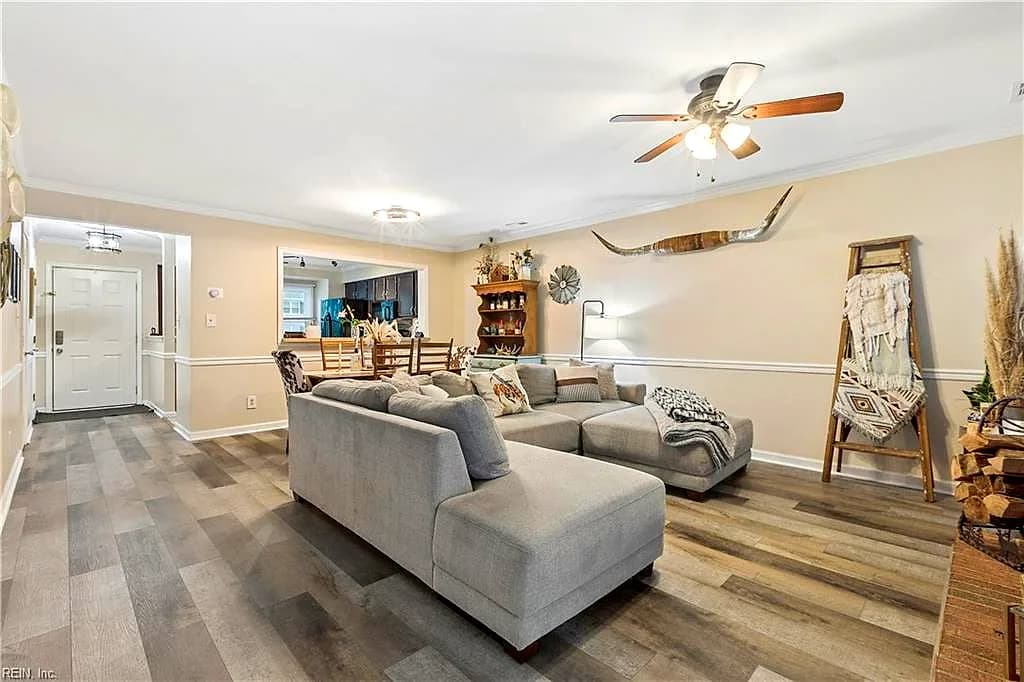 119 Kingsbridge LN, YORKTOWN VA 23692 - Main photo
