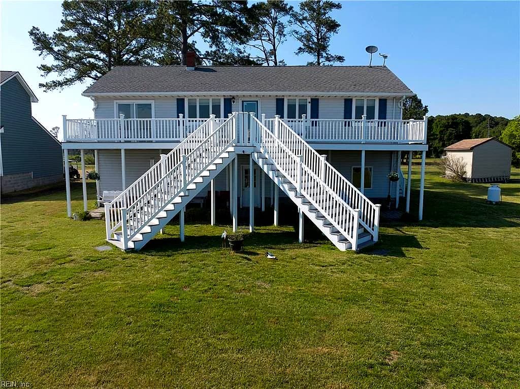 247 Pond Point PL, MATHEWS VA 23109 - Main photo
