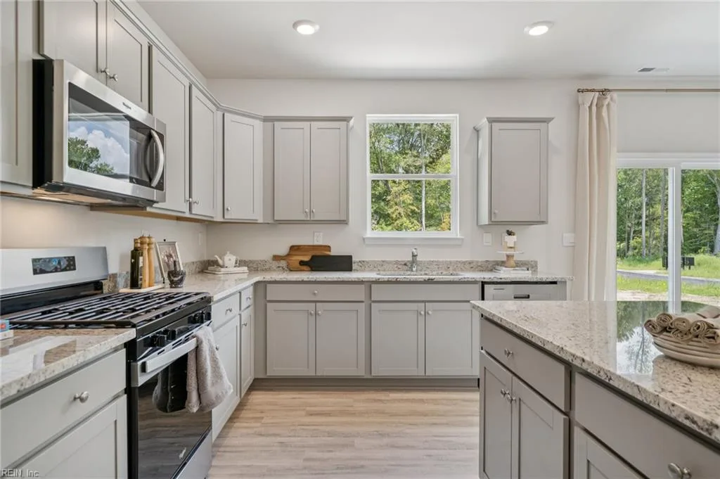 2141 Brians LN, SUFFOLK VA 23434 thumb 9