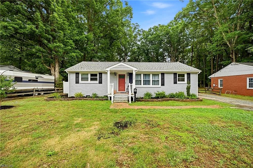 113 Shoe LN, NEWPORT NEWS VA 23606 - Main photo