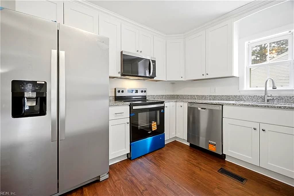 8 Oneal Ct NONE, PORTSMOUTH VA 23701 - Main photo