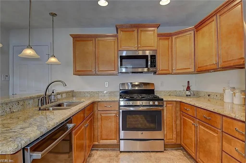 212 Stowe DR, SUFFOLK VA 23435 thumb 9