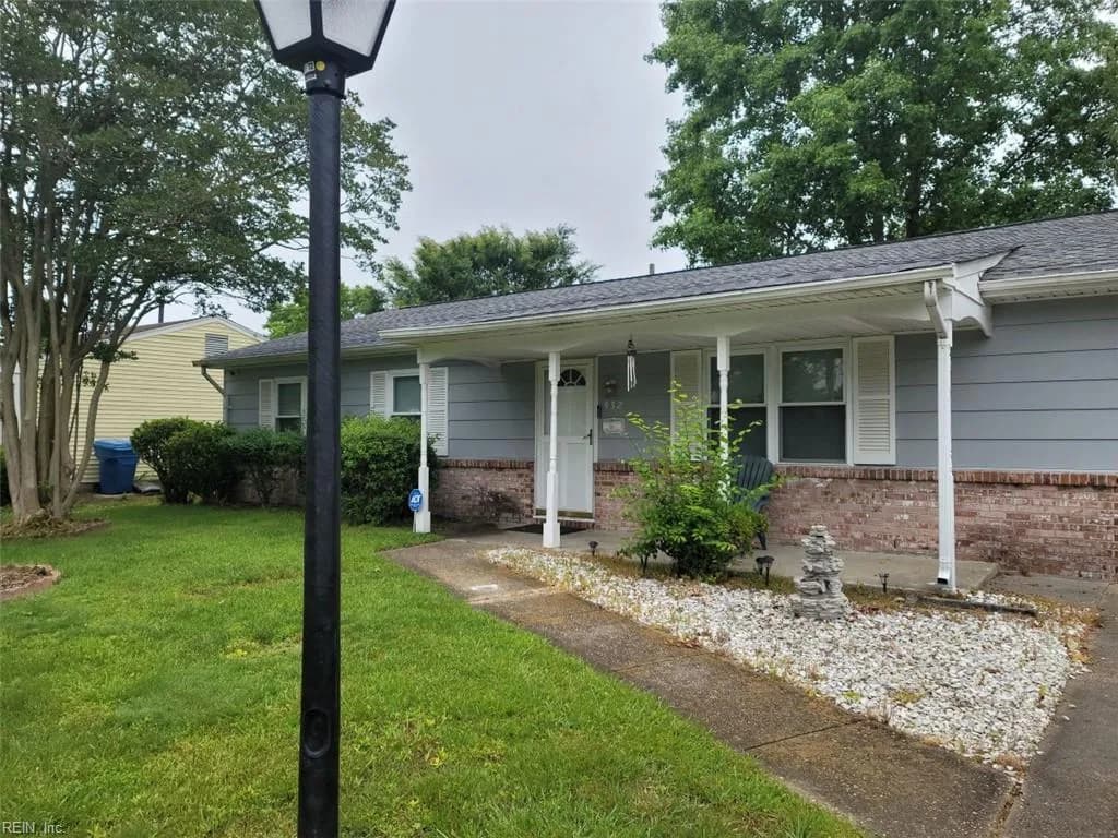 932 Gossman DR, VIRGINIA BEACH VA 23452 - Photo 2