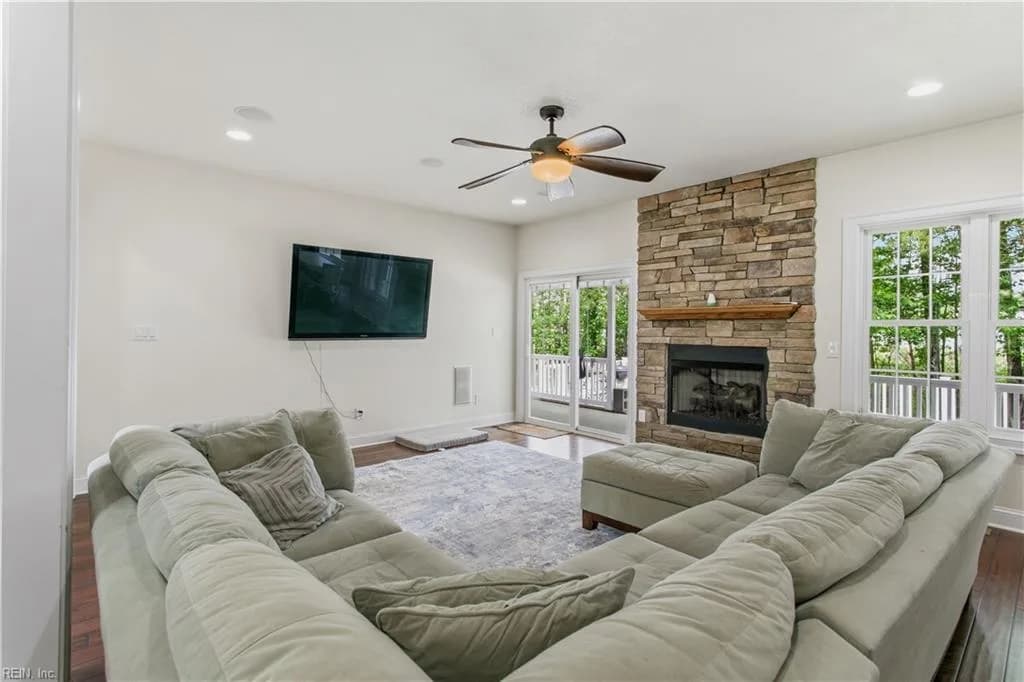 1716 Mount Airy CT, VIRGINIA BEACH VA 23456 thumb 7