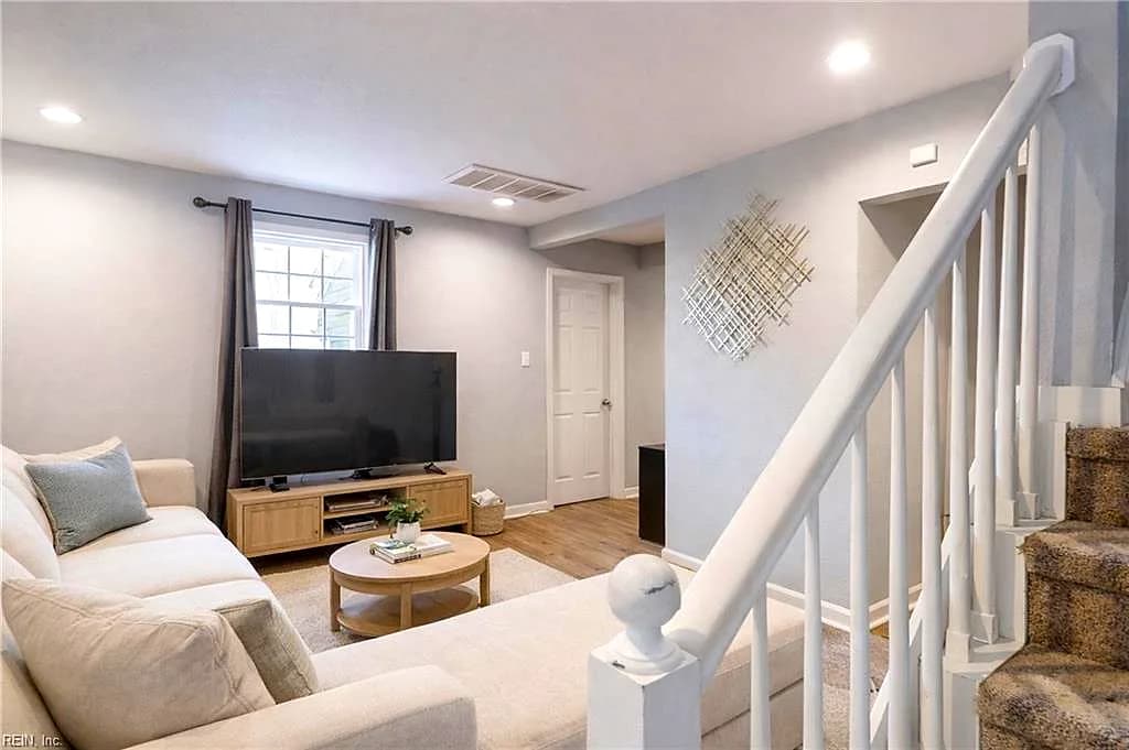 930 19th ST, NEWPORT NEWS VA 23607 - Photo 5