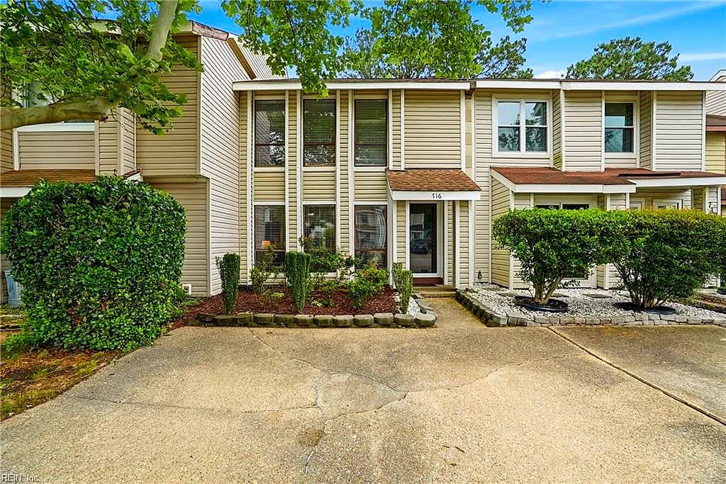 716 Woodbox DR, VIRGINIA BEACH VA 23462 - Main photo