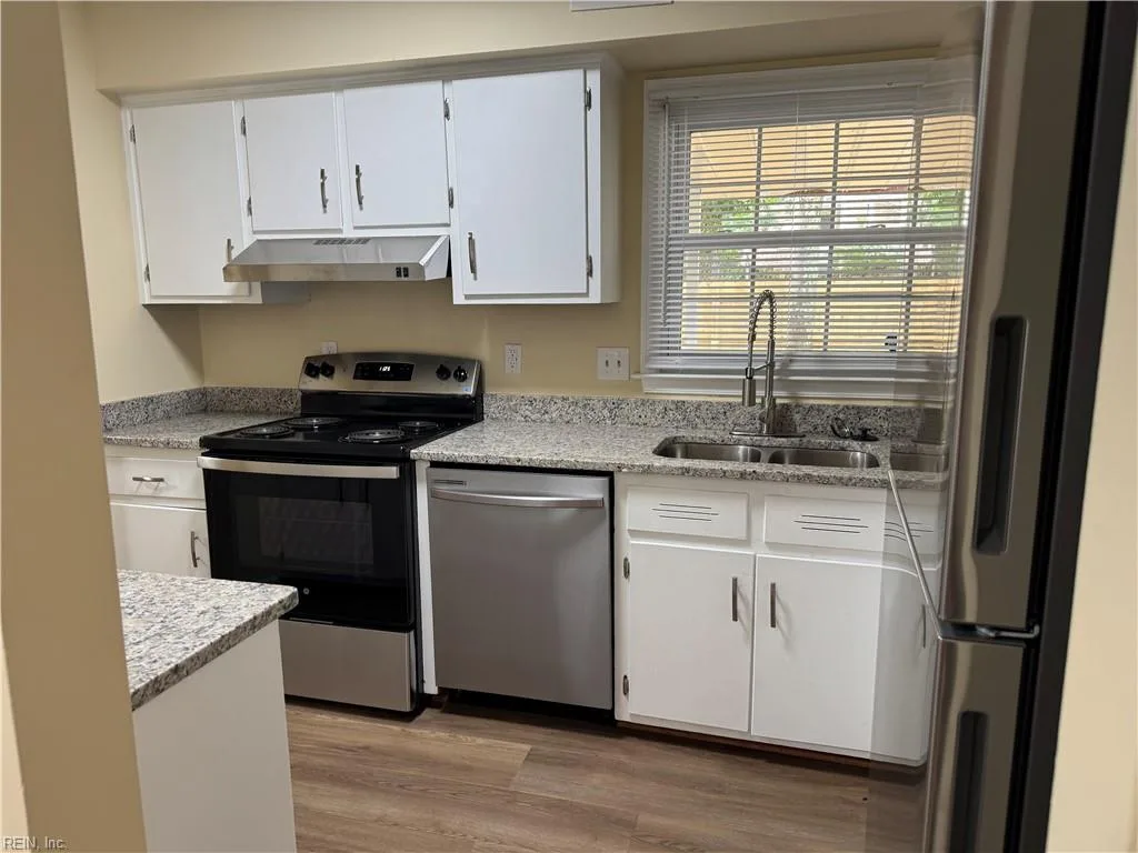 410 Savage DR #F, NEWPORT NEWS VA 23602 thumb 11
